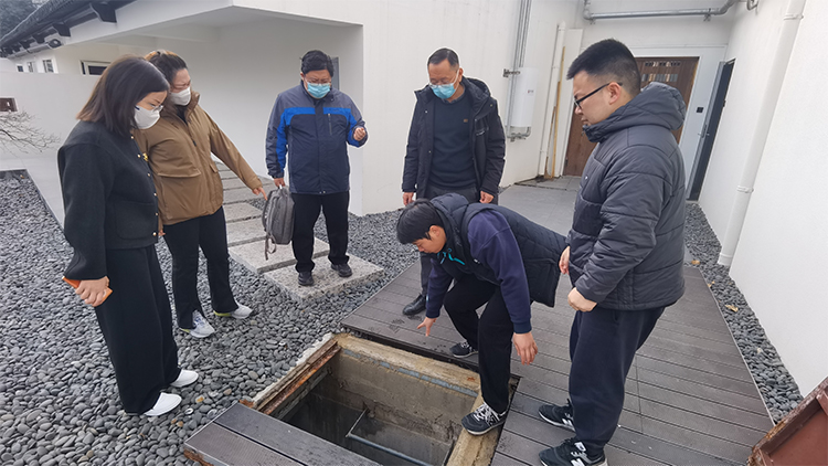 17066048891453949TOE.jpg 1.jpg